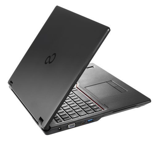 Fujitsu_Lifebook_E558_Ansicht3